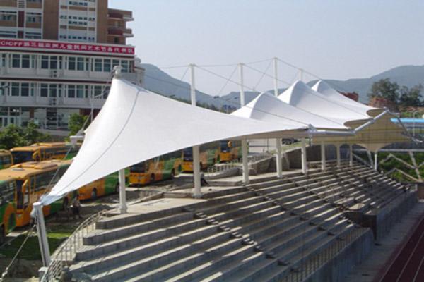 @ĤY(ji)(gu)톖(wn)}D(zhun)̎(li)